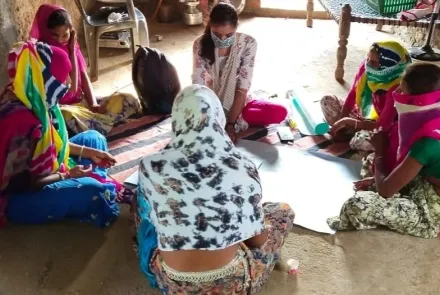 मैथूडी एवं मालपुर गाँव में लड़कियों की स्थिति